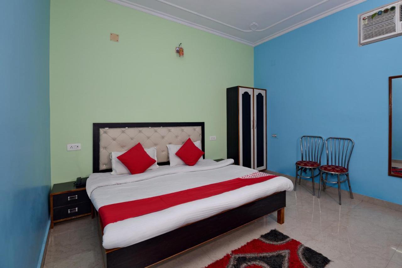 Oyo 4409 Hotel Chaitanya Inn Varanasi Exterior foto