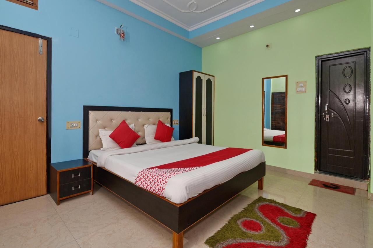 Oyo 4409 Hotel Chaitanya Inn Varanasi Exterior foto
